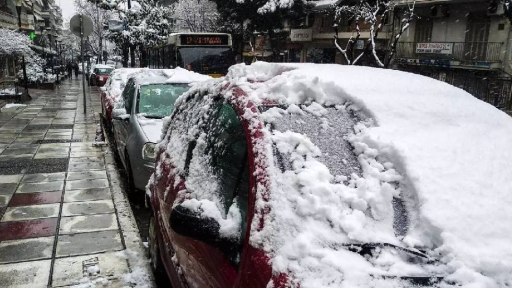 Βαρύς χειμώνας με «τσουχτερό» κρύο, βροχές και χιόνια το ερχόμενο τριήμερο