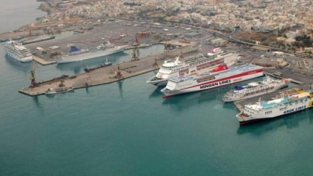 Πλοίο προσέκρουσε στην προβλήτα στο λιμάνι Ηρακλείου