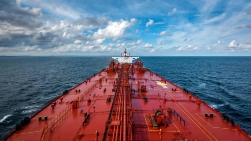 Στη δίνη της κρίσης στην Ερυθρά Θάλασσα και τα LR2 tankers